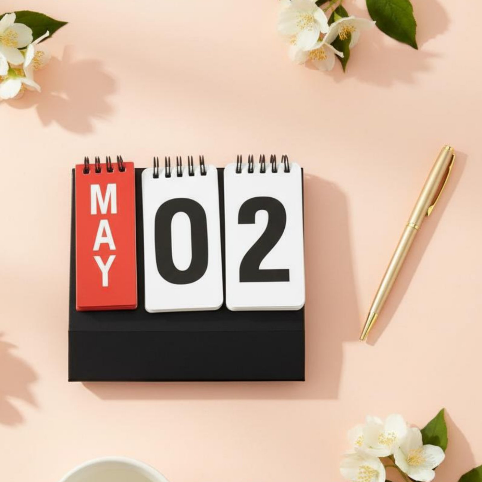 Dateless Desk Calendar Reusabl - огляд і ціна Desk Setup Gadgets