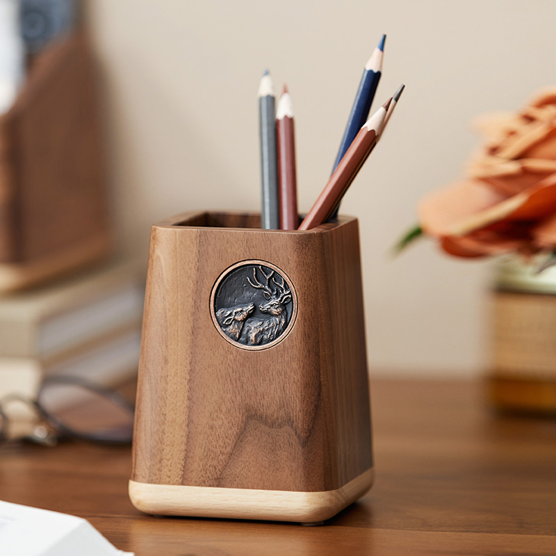 Black Walnut Solid Wood Pen Ho - огляд і ціна Desk Setup Accessories Aesthetic