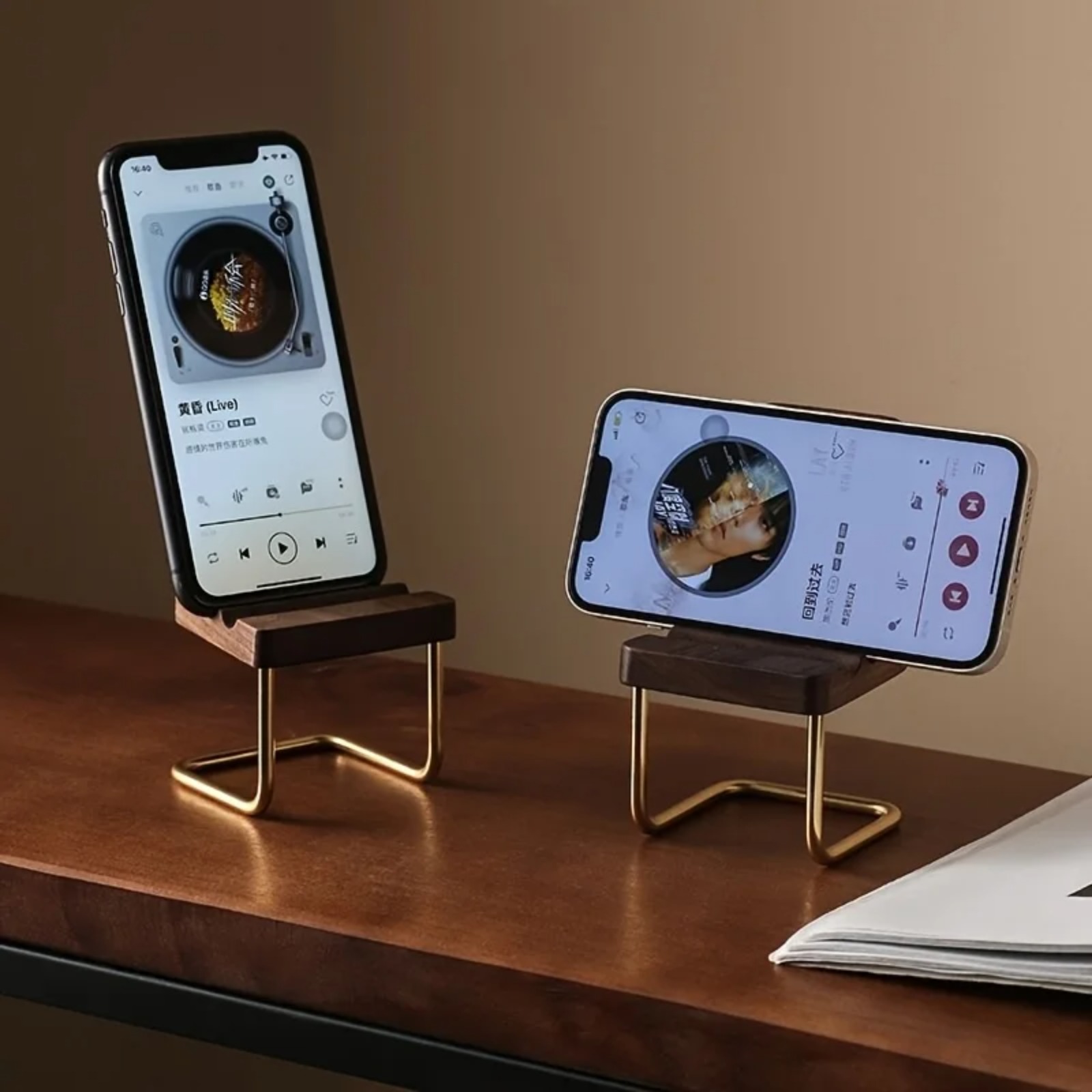Wooden Phone Stand Walnut Desk - огляд і ціна Desk Setup Natural